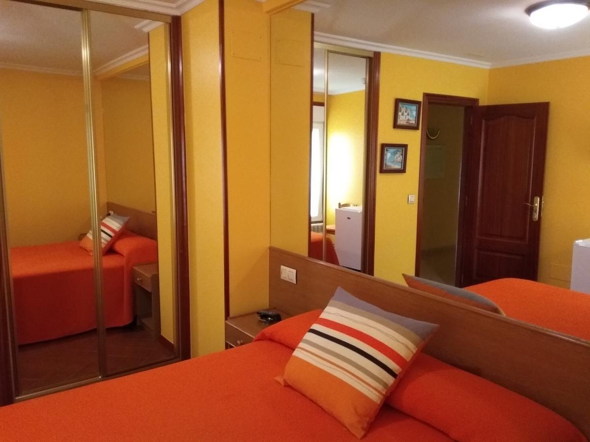 Hostal Residencia Bahia Лахе Экстерьер фото